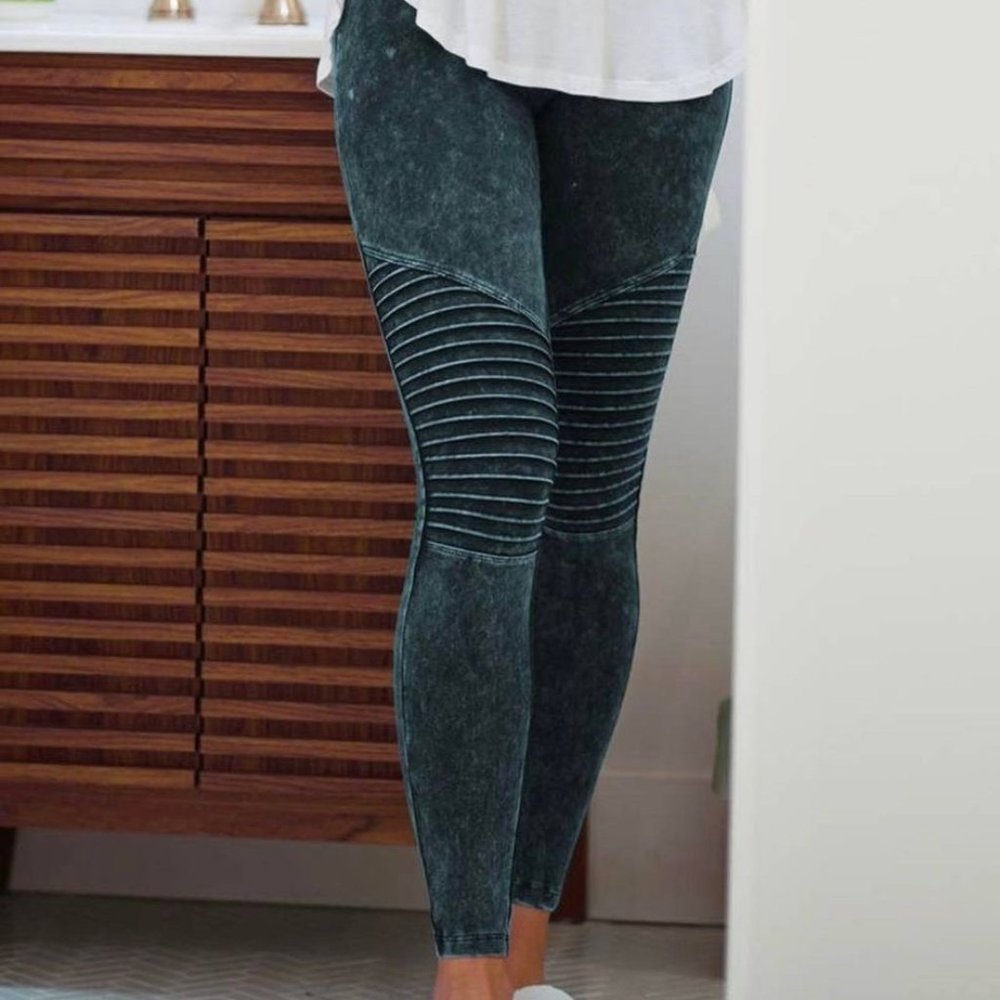 Women's Moto Leggings